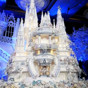Sculptural Cake